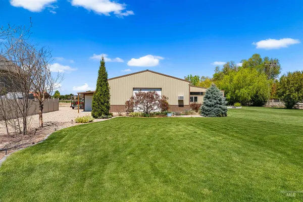 $1,175,000 | 8020 Upland Drive, Nampa, ID 83686