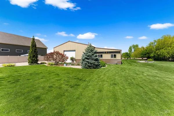 $1,175,000 | 8020 Upland Drive, Nampa, ID 83686