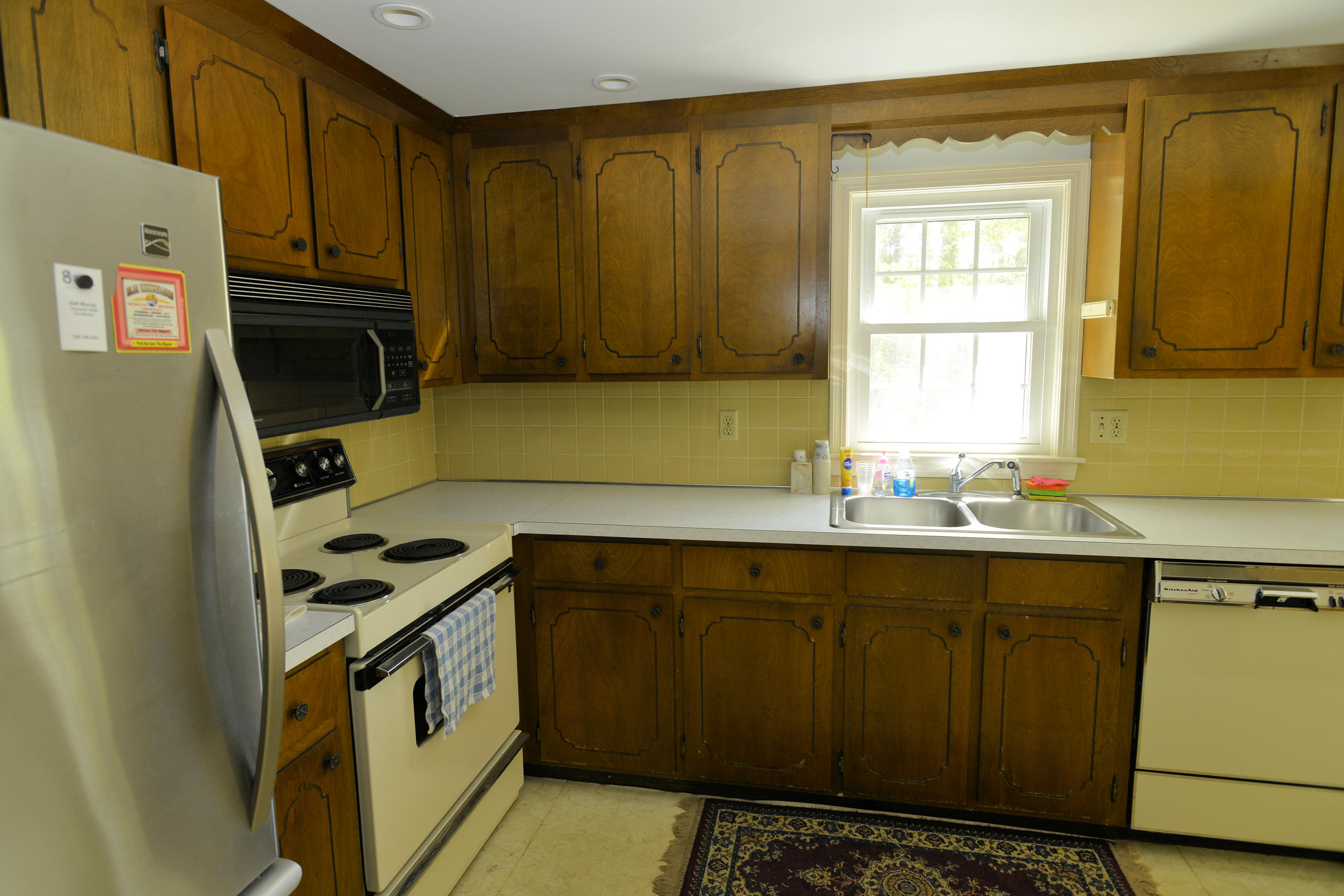 54 Sullivan Road West Yarmouth, MA 02673 - Photo 4 of 26 b kit2