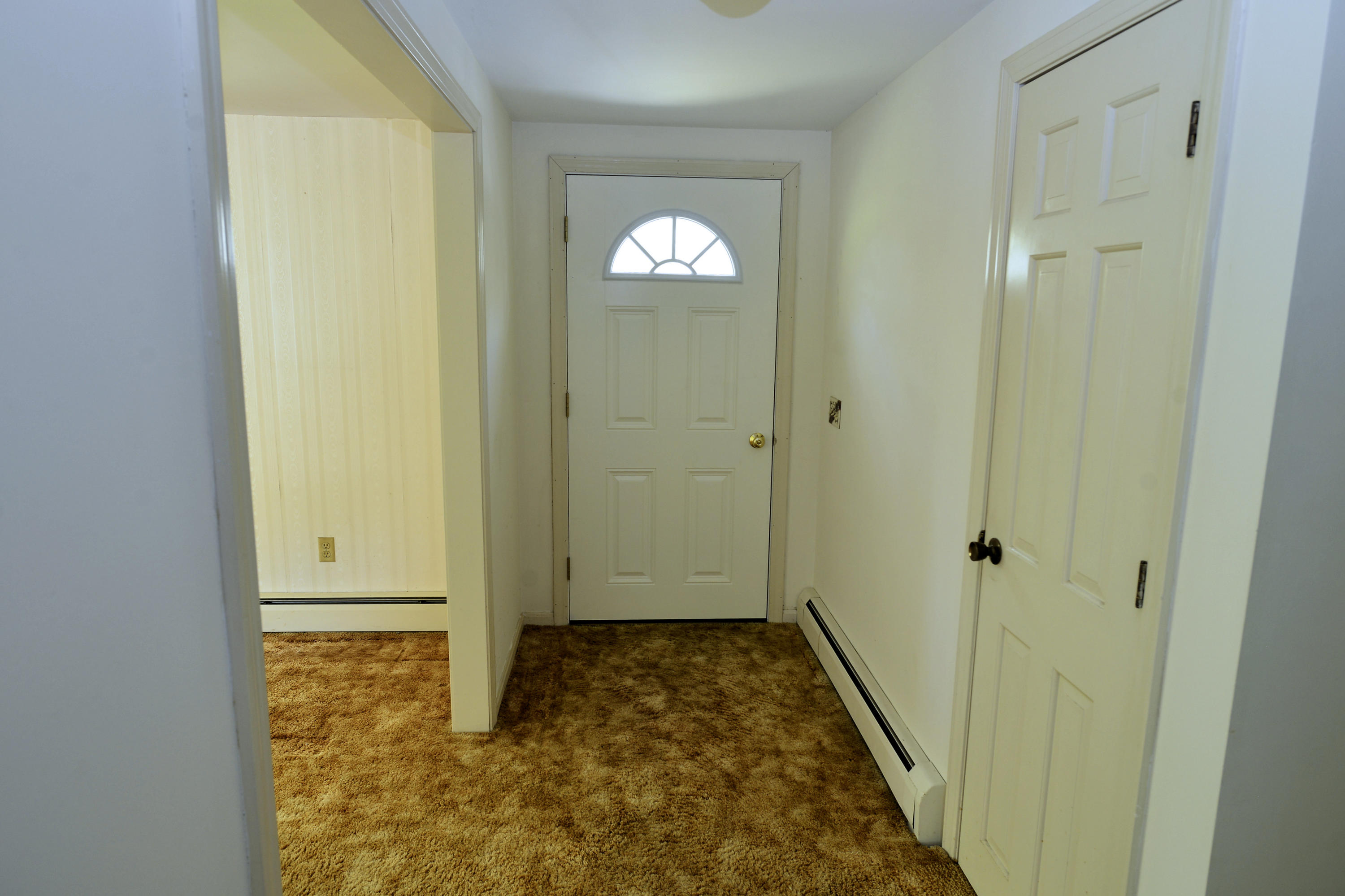 54 Sullivan Road West Yarmouth, MA 02673 - Photo 5 of 26 e hall