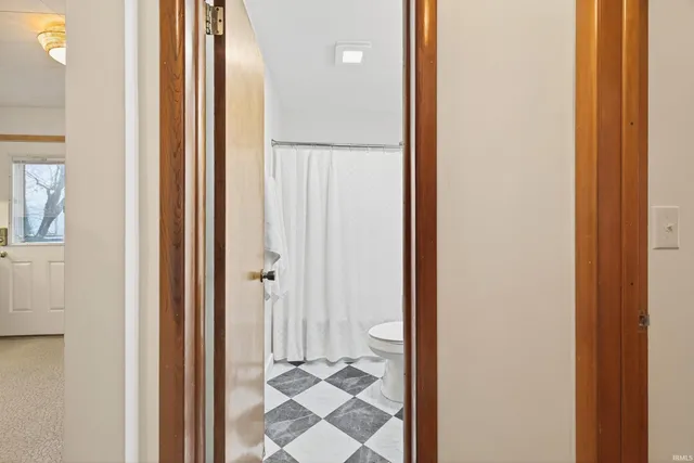 $1,900 | 201 West Church Lane, Bloomington, IN 47403