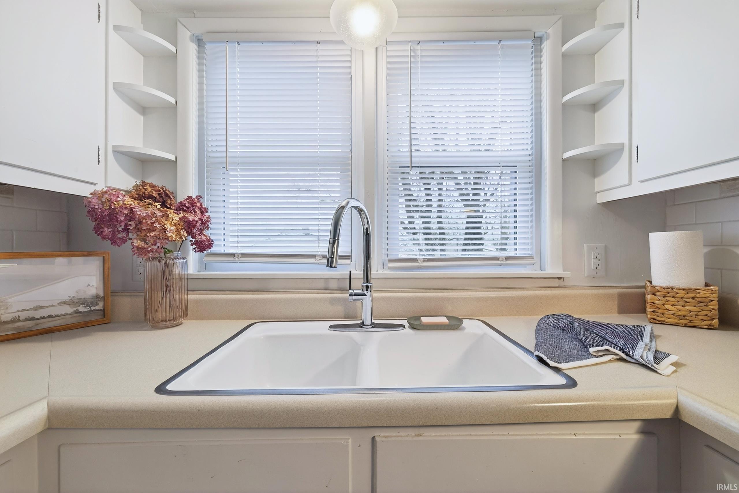 201 West Church Lane Bloomington, IN 47403 - Photo 3 of 21