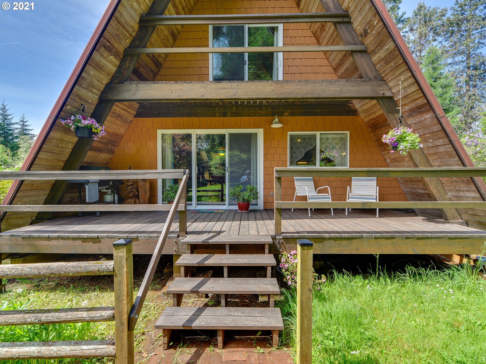 24125 Southeast Howlett Road Eagle Creek, OR 97022 - Photo 1 of 32 Gallery Image 1