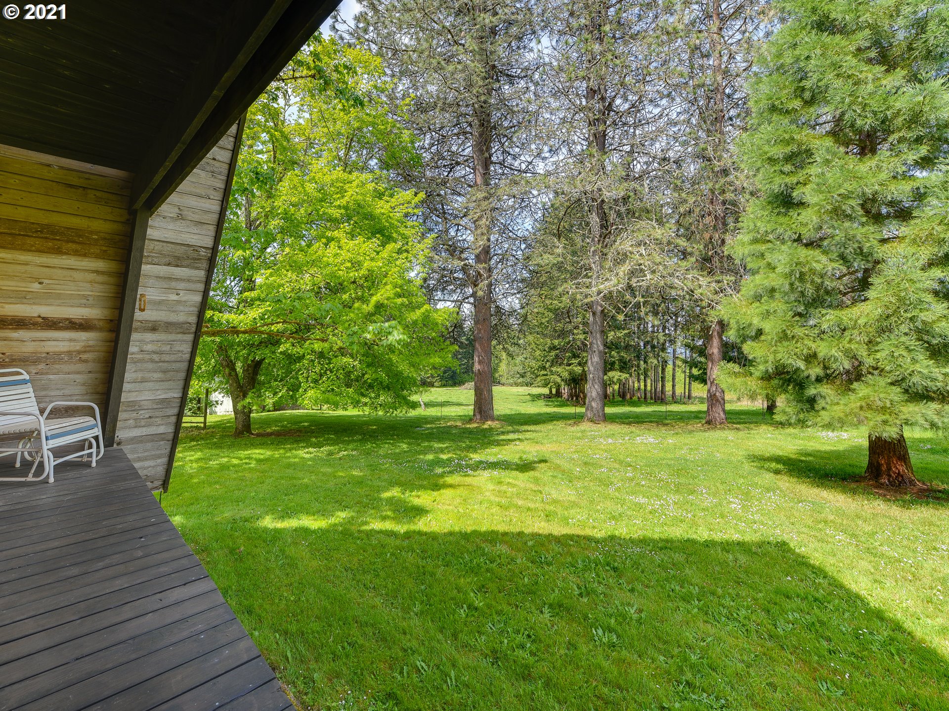 24125 Southeast Howlett Road Eagle Creek, OR 97022 - Photo 12 of 32 Gallery Image 12