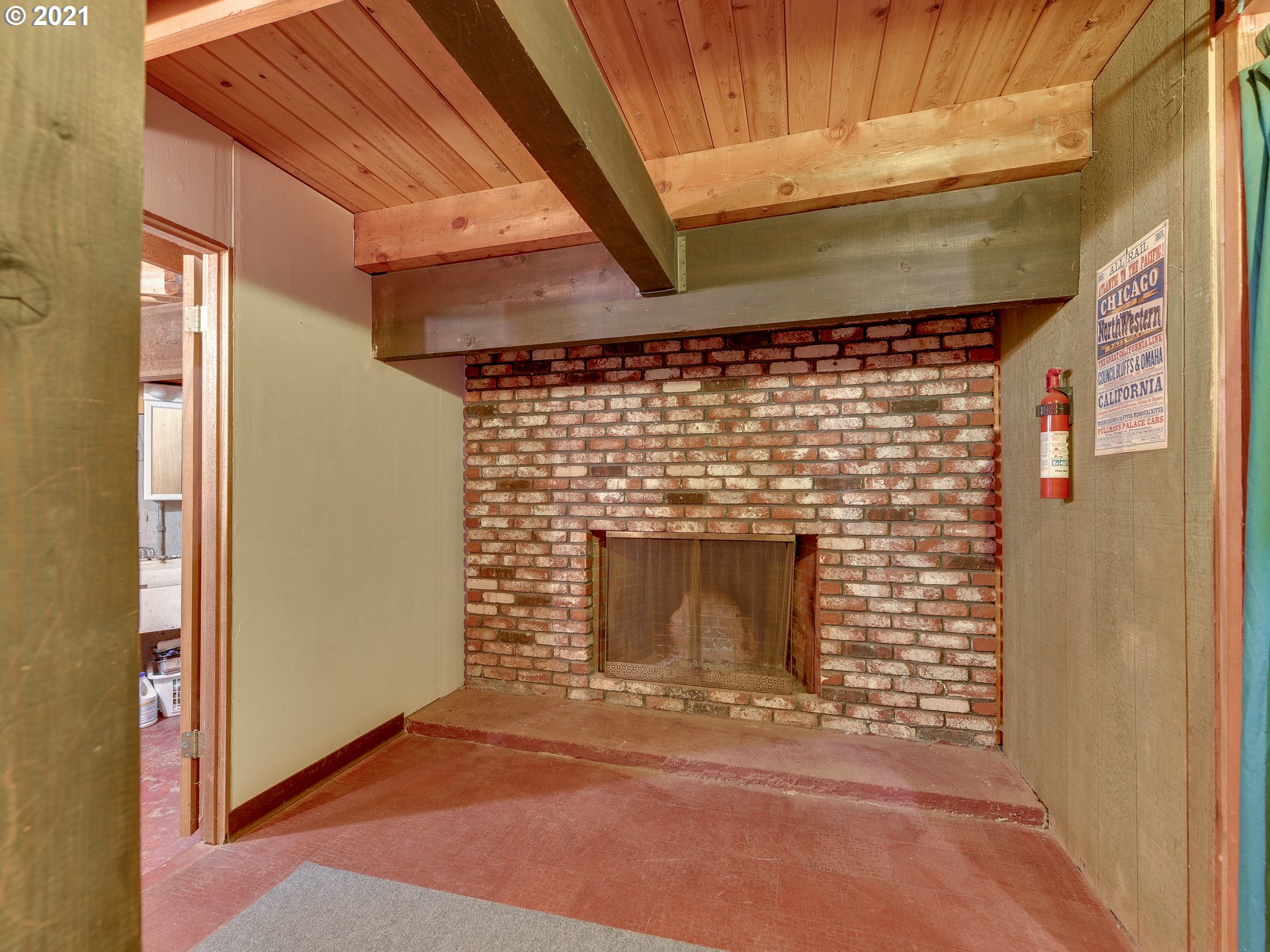 24125 Southeast Howlett Road Eagle Creek, OR 97022 - Photo 19 of 32 Gallery Image 19