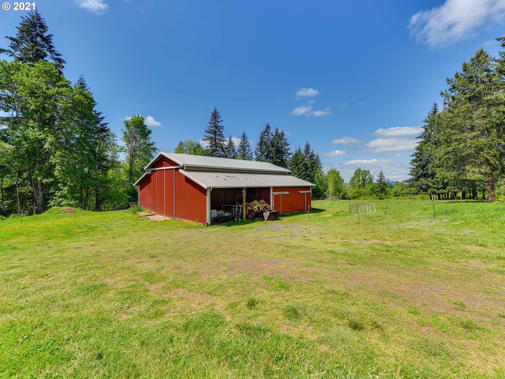 24125 Southeast Howlett Road Eagle Creek, OR 97022 - Photo 25 of 32 Gallery Image 25