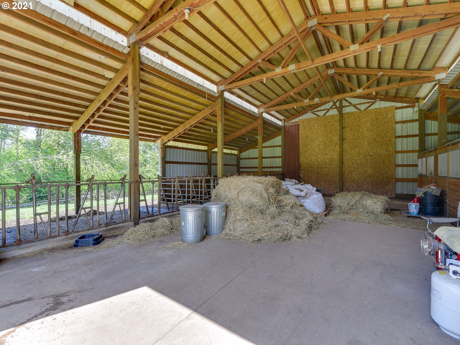 24125 Southeast Howlett Road Eagle Creek, OR 97022 - Photo 27 of 32 Gallery Image 27