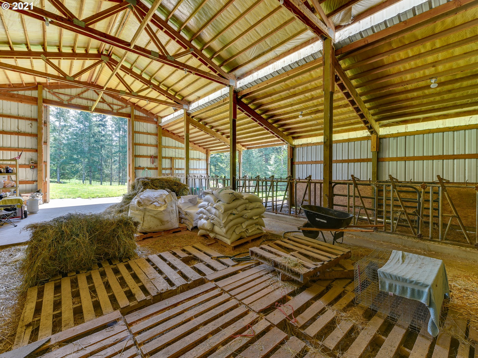 24125 Southeast Howlett Road Eagle Creek, OR 97022 - Photo 28 of 32 Gallery Image 28