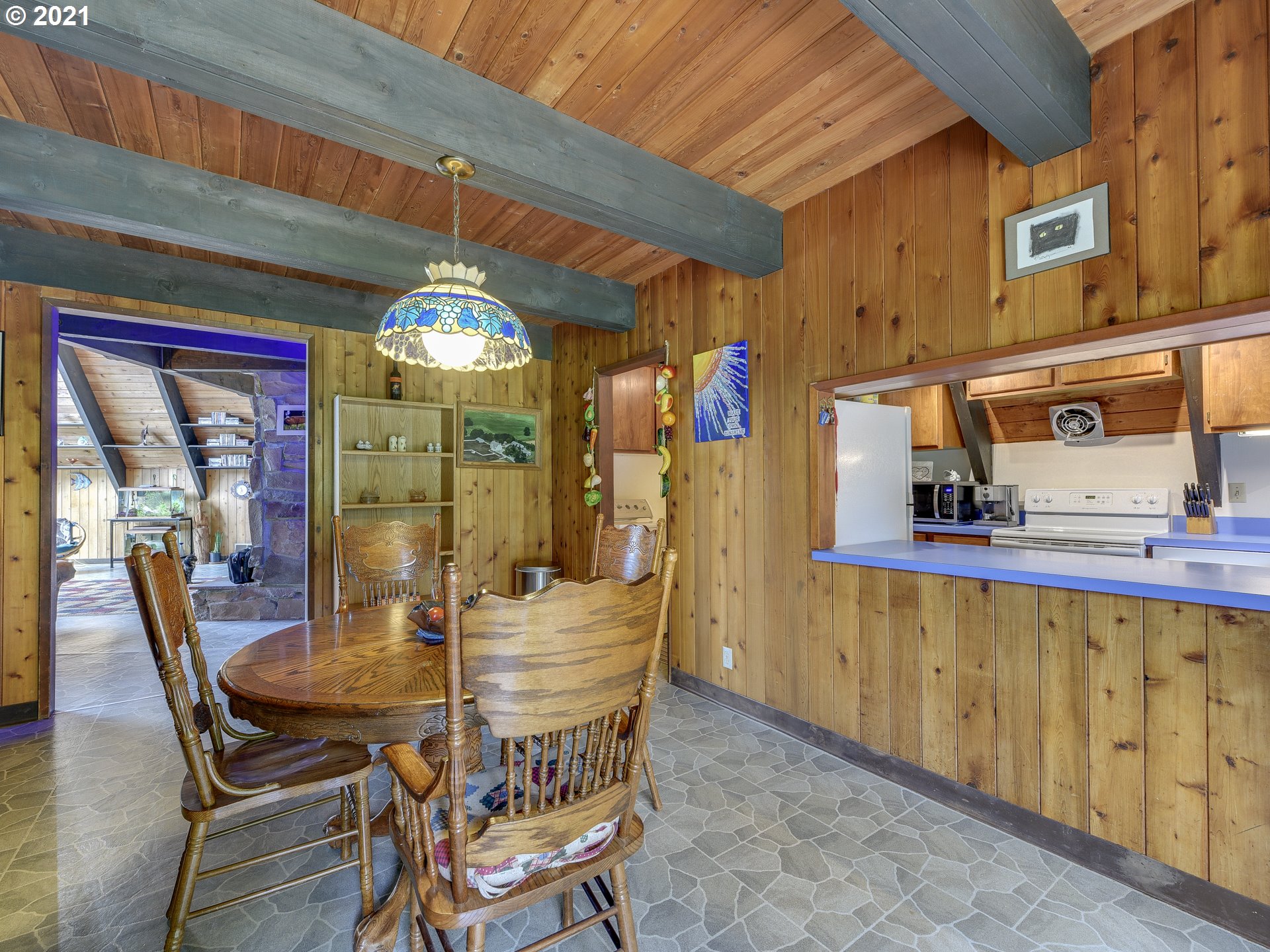 24125 Southeast Howlett Road Eagle Creek, OR 97022 - Photo 4 of 32 Gallery Image 4