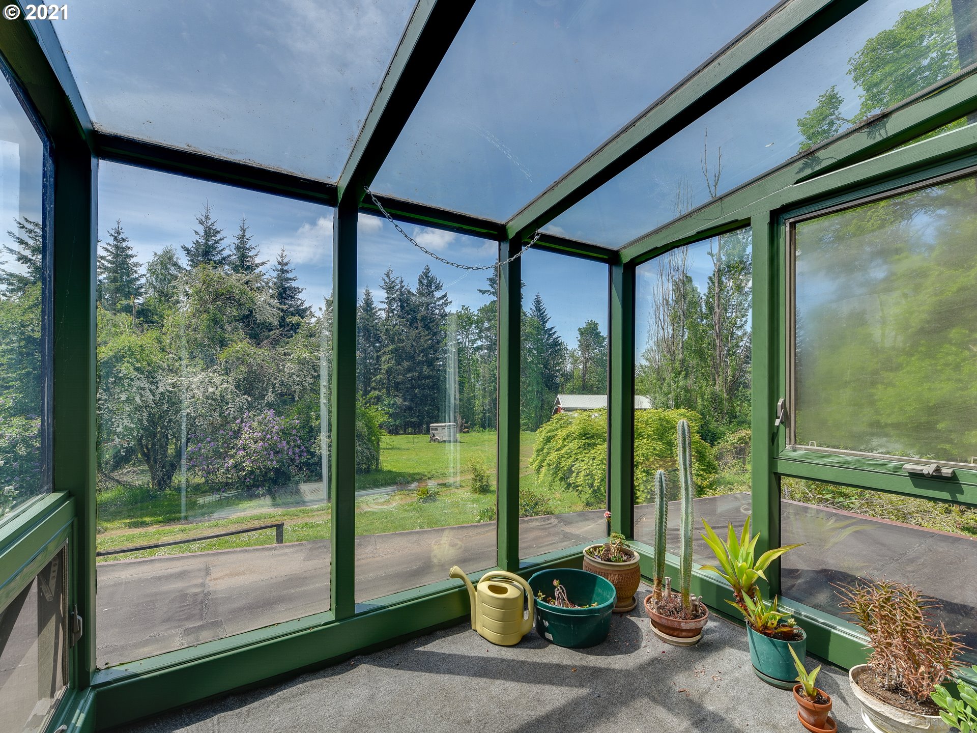 24125 Southeast Howlett Road Eagle Creek, OR 97022 - Photo 9 of 32 Gallery Image 9