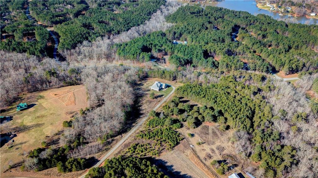 6865 Echo Cove Road Denver, NC 28037 - Photo 4 of 48 Gallery Image 4