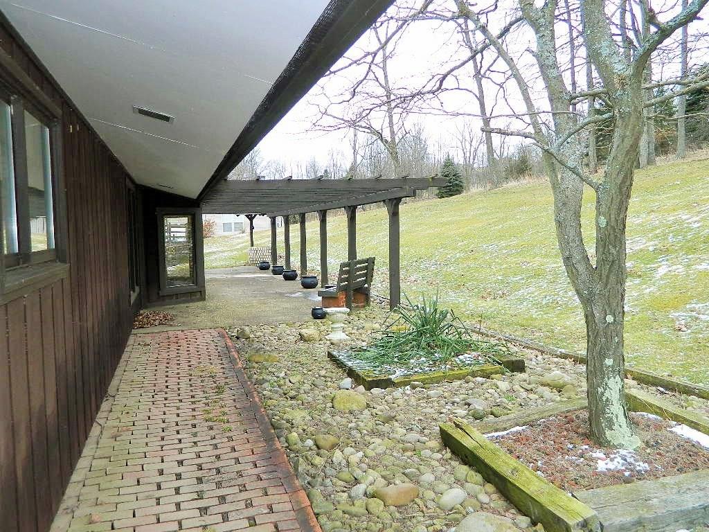 285 Vaneal Road Washington, PA 15301 - Photo 22 of 25 Rear Exterior/Patio