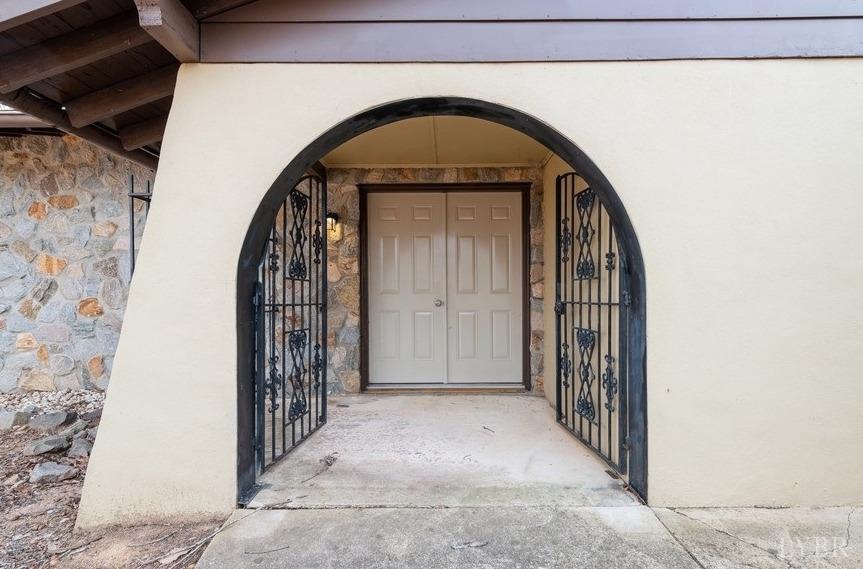1180 David Giles Lane Blairs, VA 24527 - Photo 6 of 34