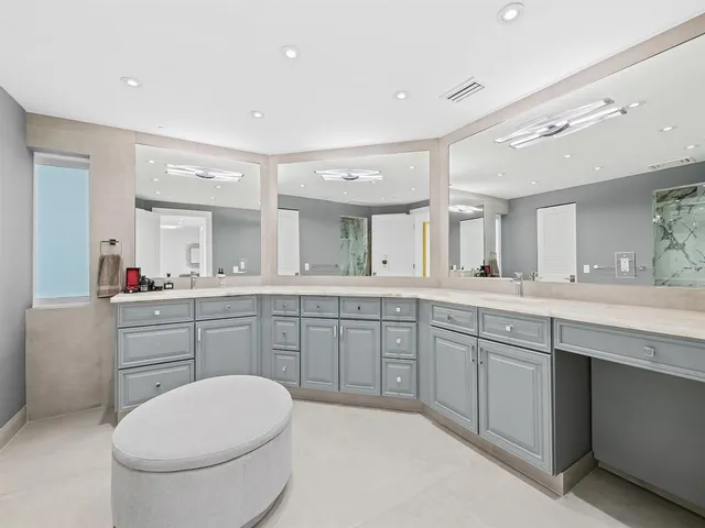 $12,000 | 1050 Seminole Drive, Unit 2A, Fort Lauderdale, FL 33304