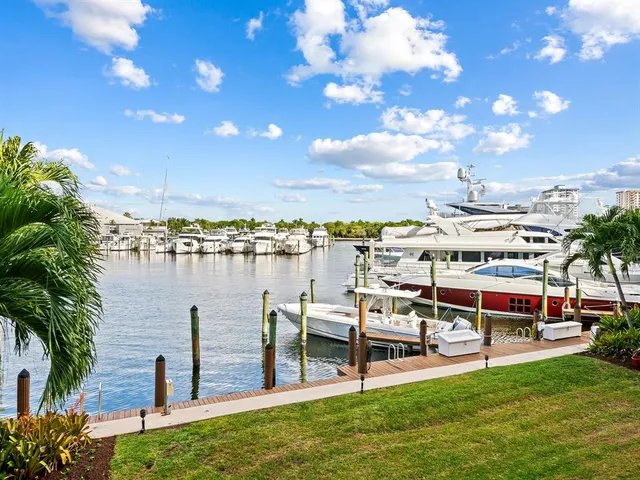 $12,000 | 1050 Seminole Drive, Unit 2A, Fort Lauderdale, FL 33304