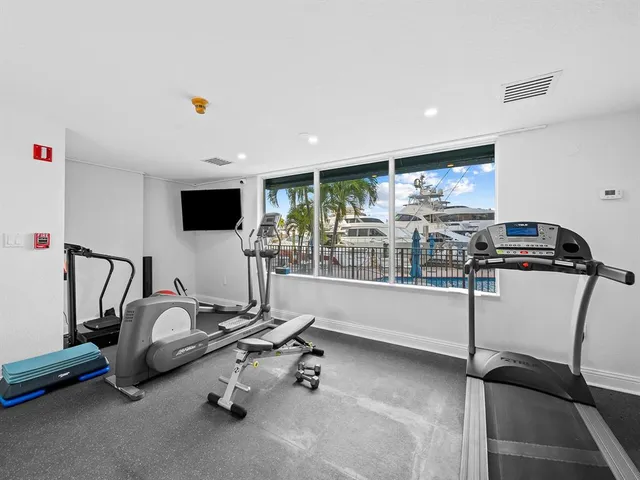 $12,000 | 1050 Seminole Drive, Unit 2A, Fort Lauderdale, FL 33304