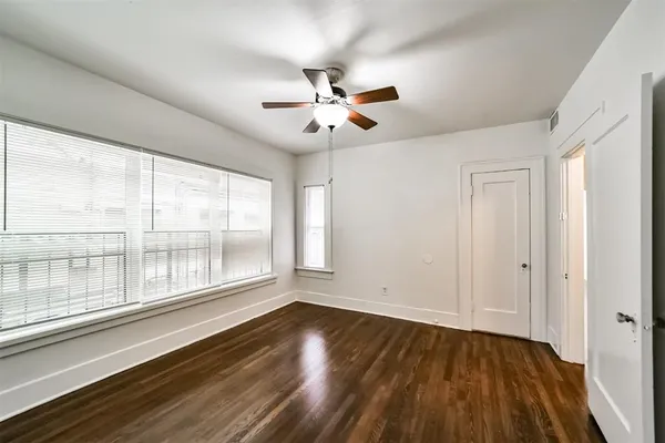 $1,595 | 2235 Welch Street, Houston, TX 77019