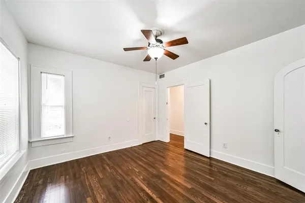 $1,595 | 2235 Welch Street, Houston, TX 77019