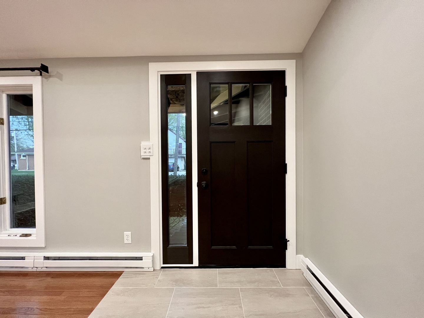 515 South Street Lockport, IL 60441 - Photo 8 of 22 a view of an entryway of the house