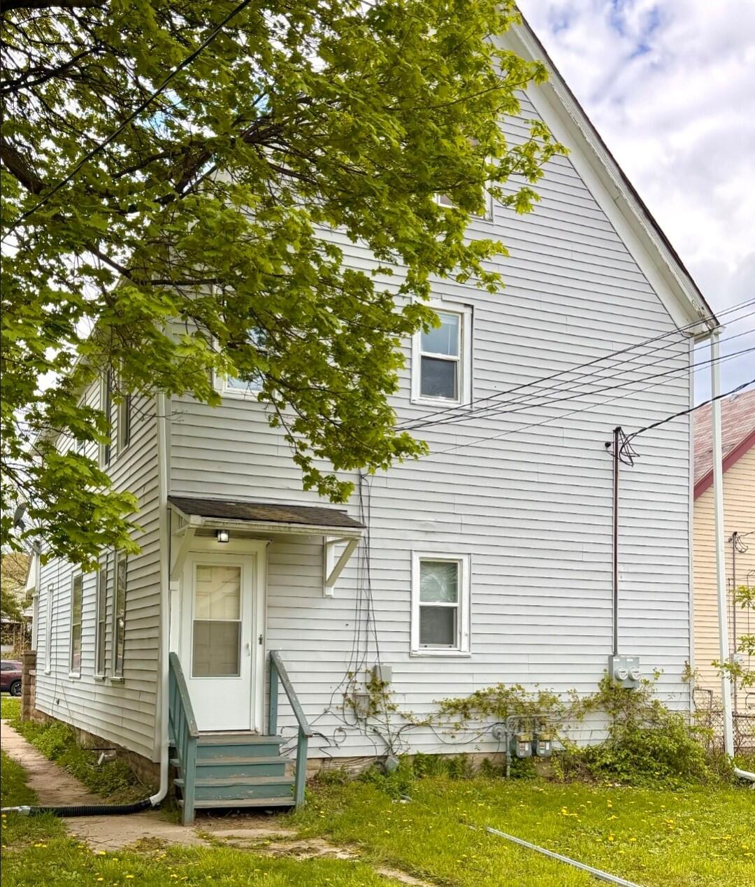 4768 North 30th Street, Unit 4770 Milwaukee, WI 53209 - Photo 23 of 24 30th St (4768-4770 N) Back