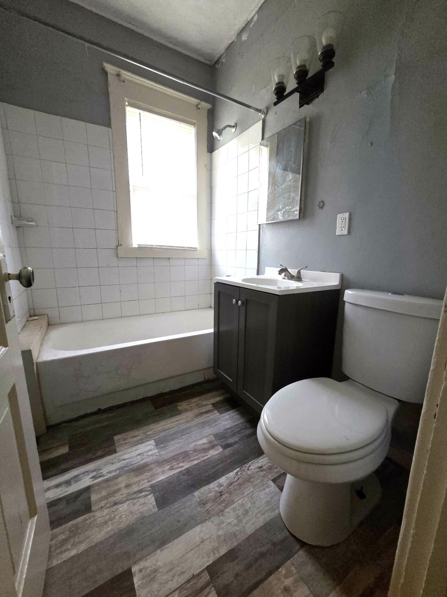 4768 North 30th Street, Unit 4770 Milwaukee, WI 53209 - Photo 7 of 24 SqjcCHcy