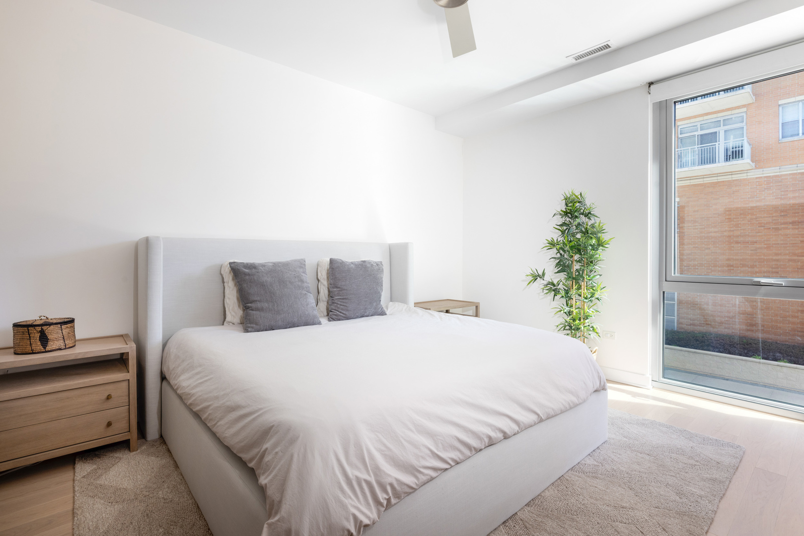 1000 West Monroe Street, Unit 201 Chicago, IL 60607 - Photo 10 of 19 Gallery Image 10