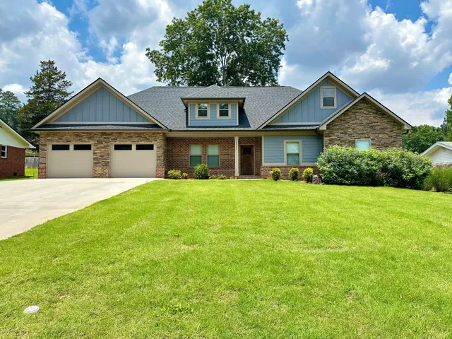$3,100 | 1711 Clayton Drive, Chattanooga, TN 37421