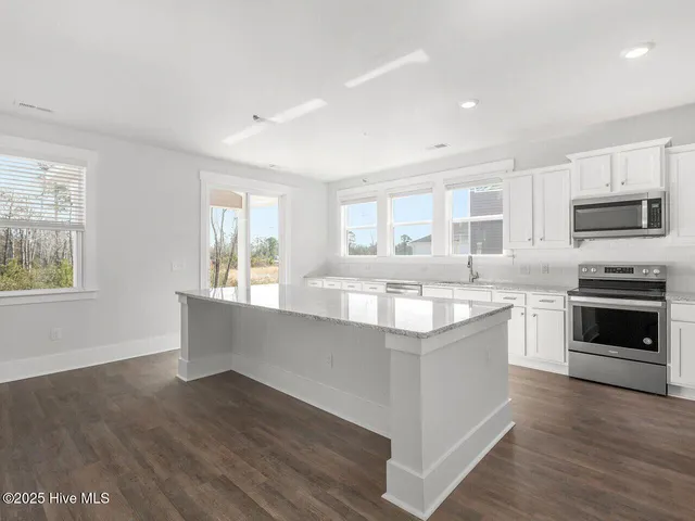 $449,999 | 1140 Indigo Bunting Drive, Unit LOT 59, Leland, NC 28451