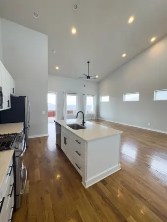 $726,400 | 1753 Boxwood Drive, Nashville, TN 37211