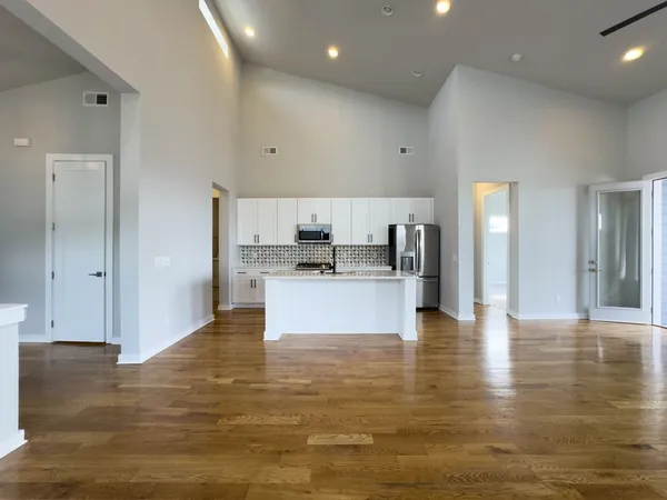 $726,400 | 1753 Boxwood Drive, Nashville, TN 37211