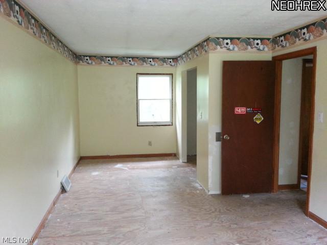6426 Indian Point Road Painesville, OH 44077 - Photo 8 of 21 Gallery Image 8