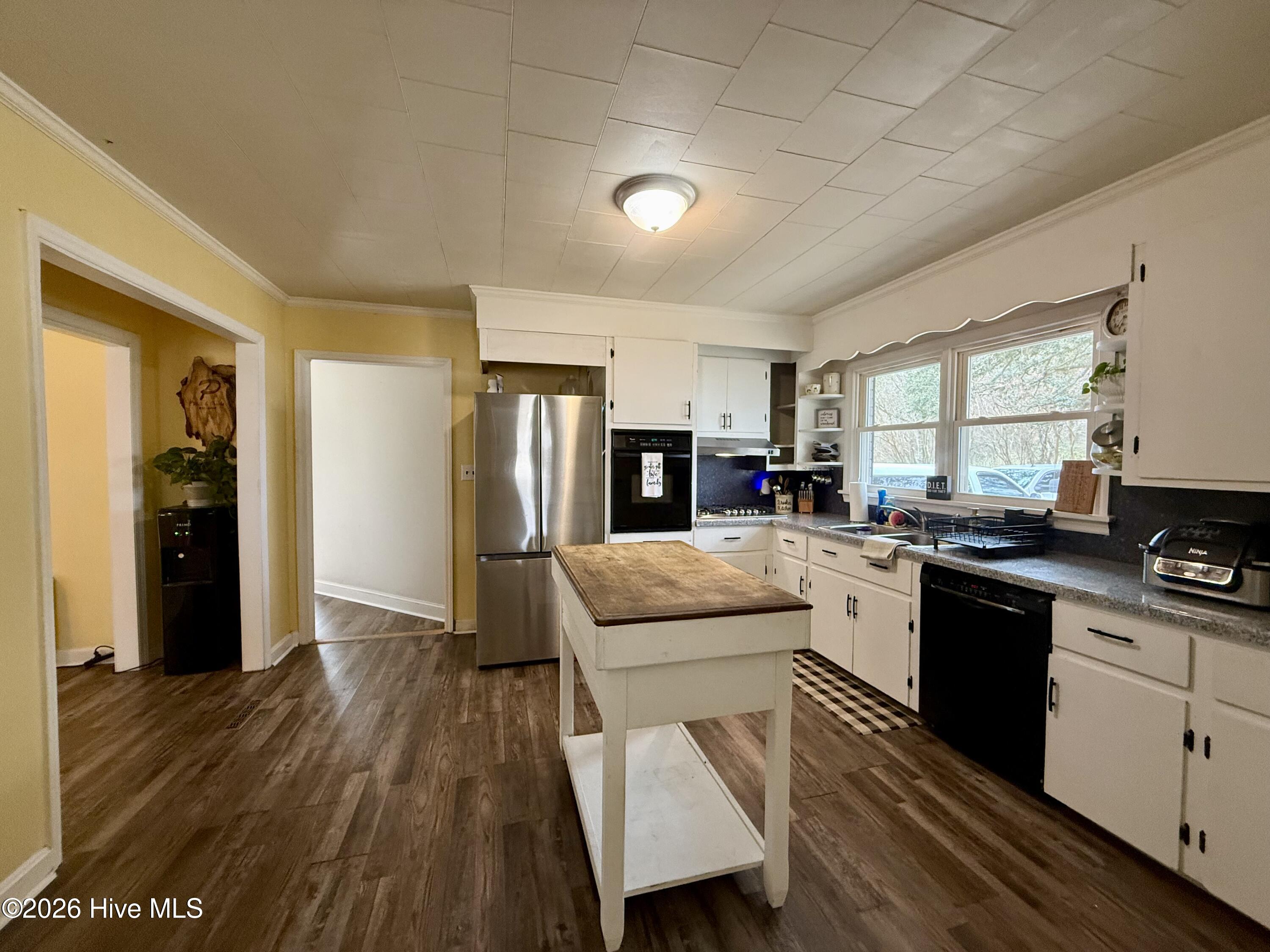 1105 Cowin Road Williamston, NC 27892 - Photo 22 of 59 Kitchen