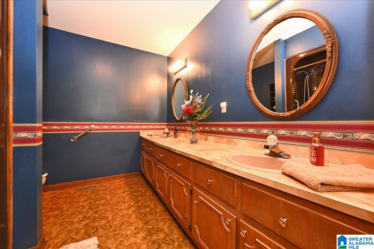775 Old Hickory Road Warrior, AL 35180 - Photo 21 of 35