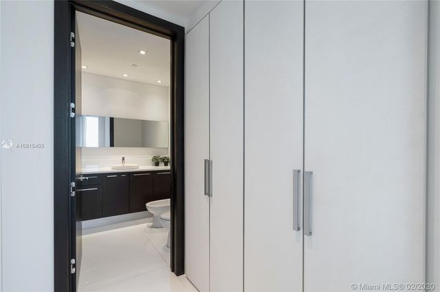 $4,100,000 | 17121 Collins Avenue, Unit 4605, Sunny Isles Beach, FL 33160