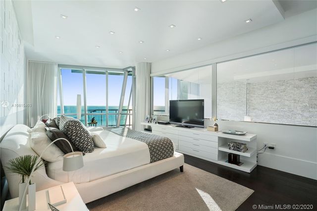 $4,100,000 | 17121 Collins Avenue, Unit 4605, Sunny Isles Beach, FL 33160