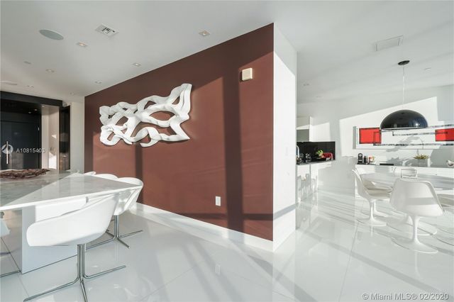 $4,100,000 | 17121 Collins Avenue, Unit 4605, Sunny Isles Beach, FL 33160