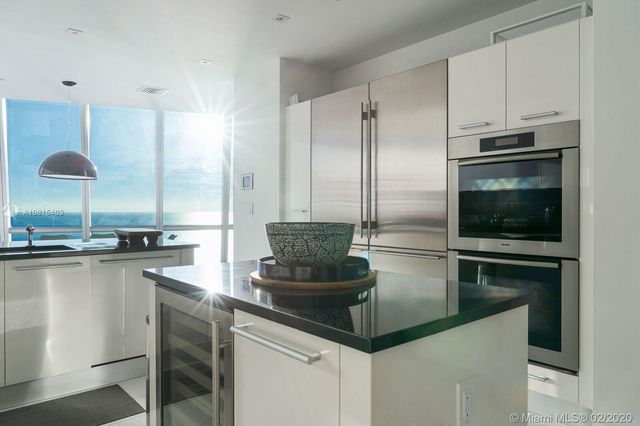$4,100,000 | 17121 Collins Avenue, Unit 4605, Sunny Isles Beach, FL 33160