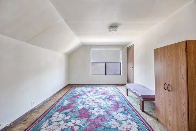 $935,000 | 1318 East Garfield Avenue, Glendale, CA 91205