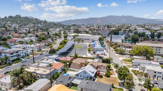 $935,000 | 1318 East Garfield Avenue, Glendale, CA 91205