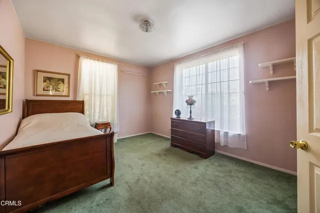 $935,000 | 1318 East Garfield Avenue, Glendale, CA 91205