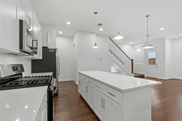 $1,975 | 847 Rachel Street, Unit D, Houston, TX 77091