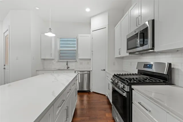 $1,975 | 847 Rachel Street, Unit D, Houston, TX 77091