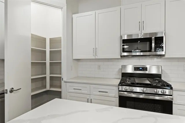 $1,975 | 847 Rachel Street, Unit D, Houston, TX 77091