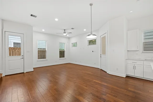 $1,975 | 847 Rachel Street, Unit D, Houston, TX 77091