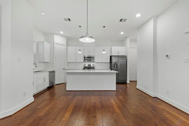 $1,975 | 847 Rachel Street, Unit D, Houston, TX 77091