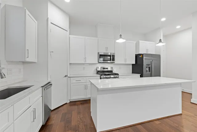 $1,975 | 847 Rachel Street, Unit D, Houston, TX 77091