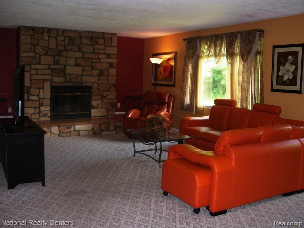23600 Middlebelt Road Farmington Hills, MI 48336 - Photo 9 of 35