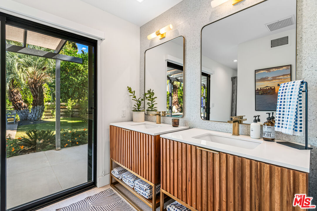 544 North Tercero Circle Palm Springs, CA 92262 - Photo 40 of 75 a kitchen with sink and view of living room