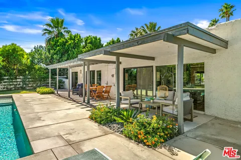 $1,150,000 | 544 North Tercero Circle, Palm Springs, CA 92262