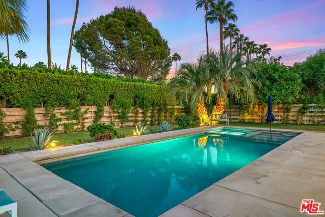$1,150,000 | 544 North Tercero Circle, Palm Springs, CA 92262